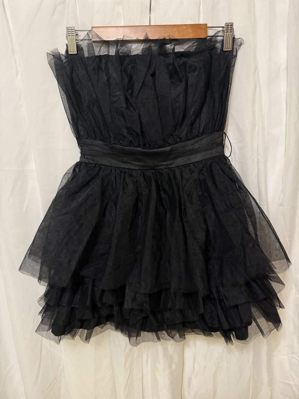 Strapless Black Tulle Layered lightweight party mini Dress